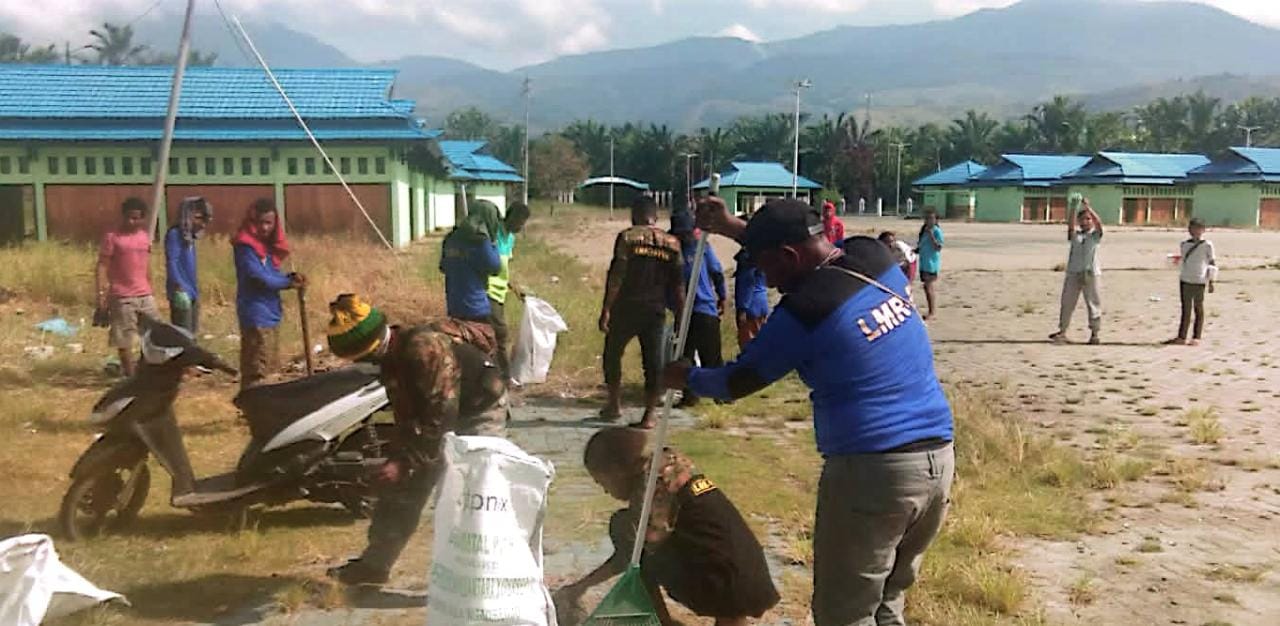 LMR Papua siap mendukung Perintah dan Panitia sukseskan KMAN VI dengan melakukan kegiatan karya bakti pembersihan sampah
