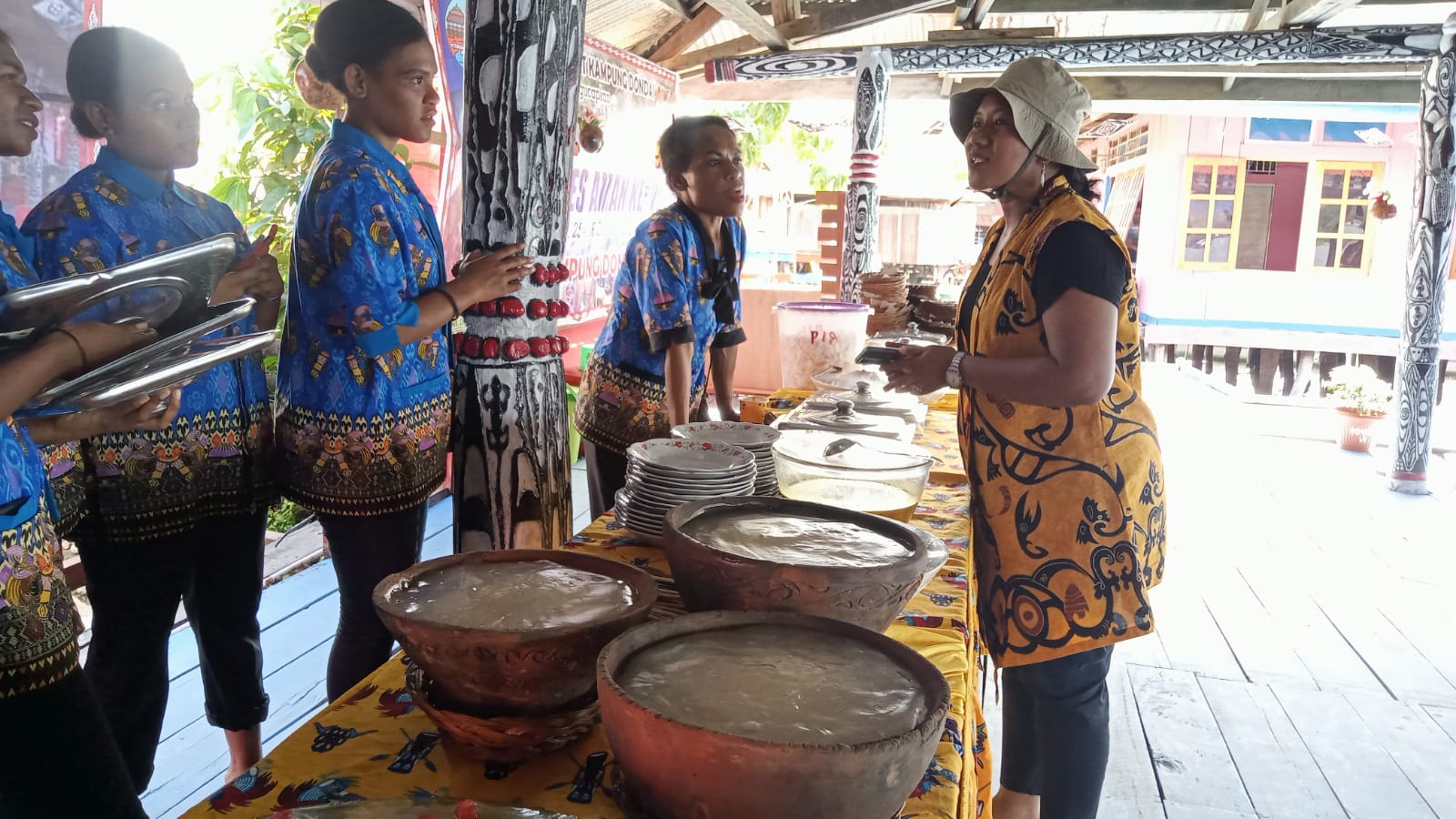 Fi Helay Kuliner Tradisional Masyarakat Adat Sentani, jadi Menu Utama di Sarasehan kampung Dondai